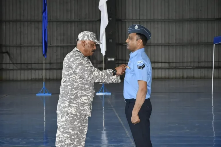 Air Marshal Jeetendra Mishra Commending