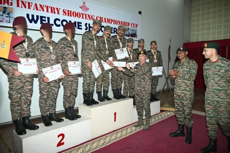 Officer Getting Prize