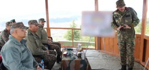 Lt Gen Sharma Reviewing