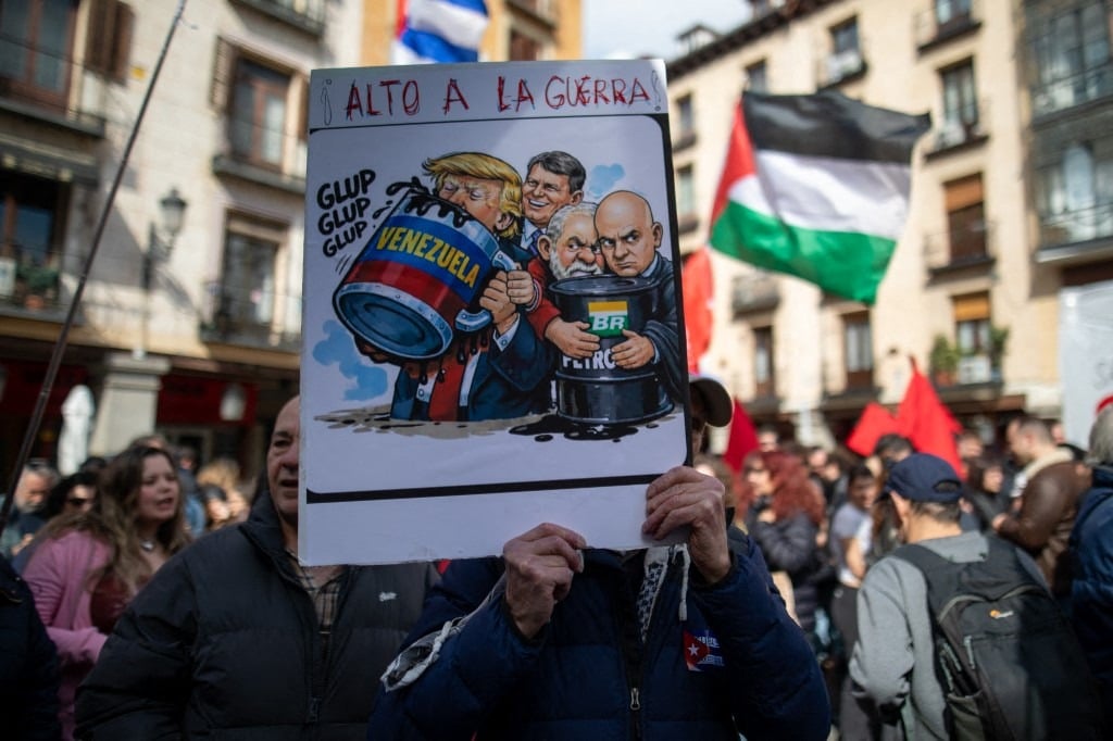 Trump Predicts Cuban Regime Will Fall Soon, Plans to Focus on Island After Iran