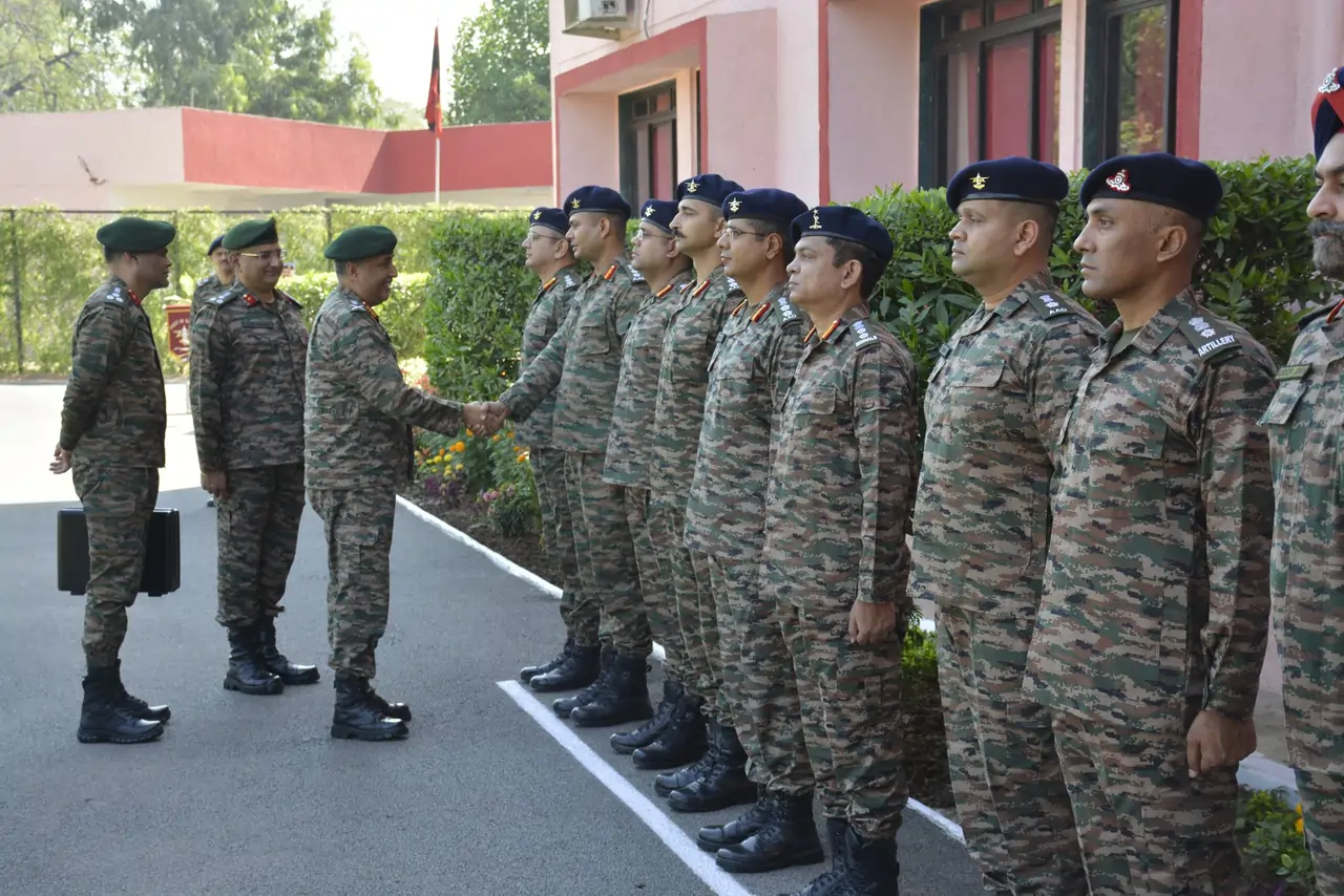 Lt Gen Sandeep Jain Shaking Hands