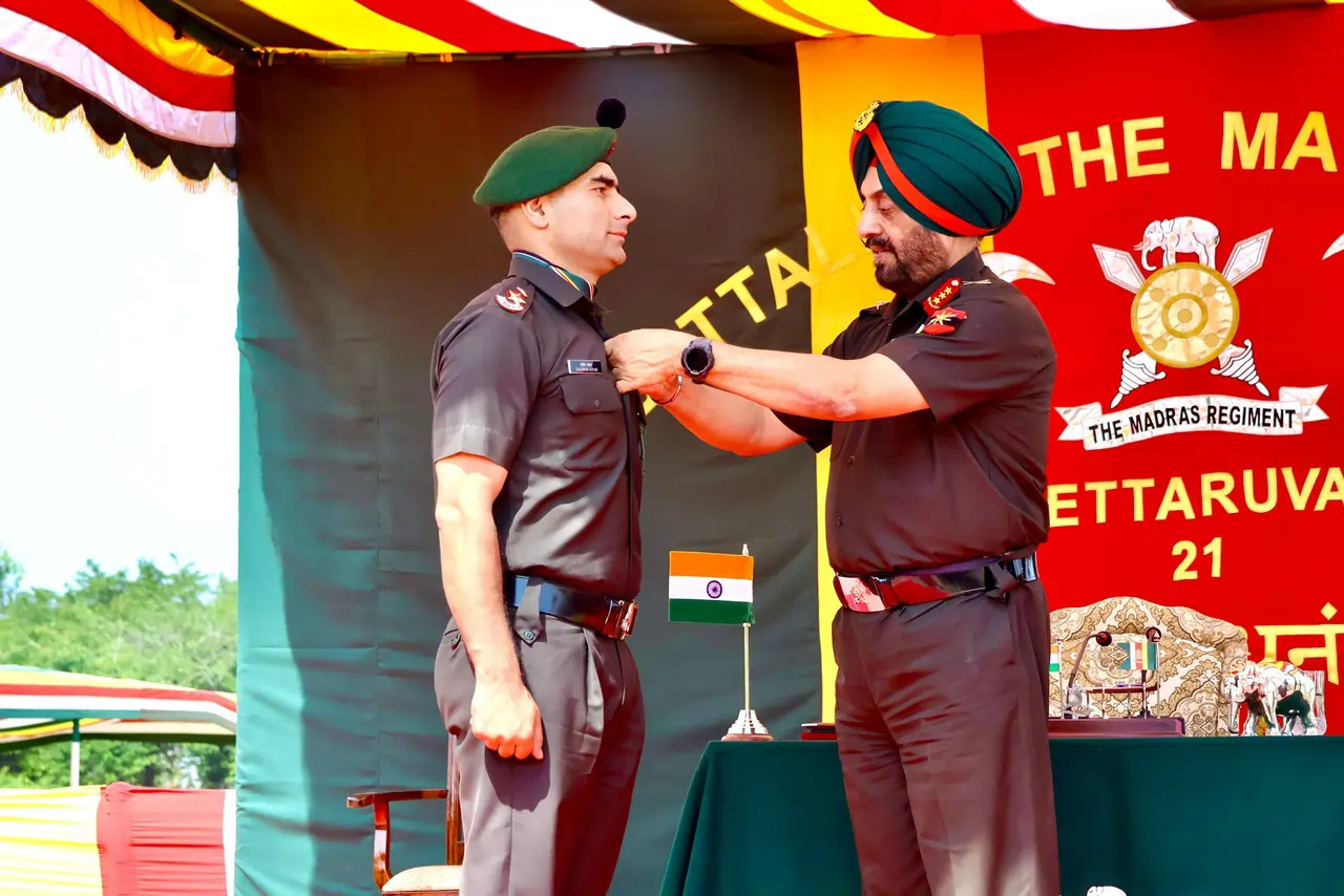 Lt Gen Manjinder Singh Commending