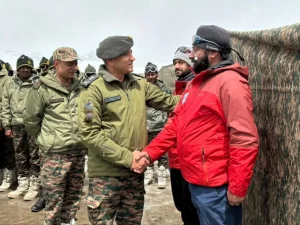 Lt Gen Shukla Shaking Hands
