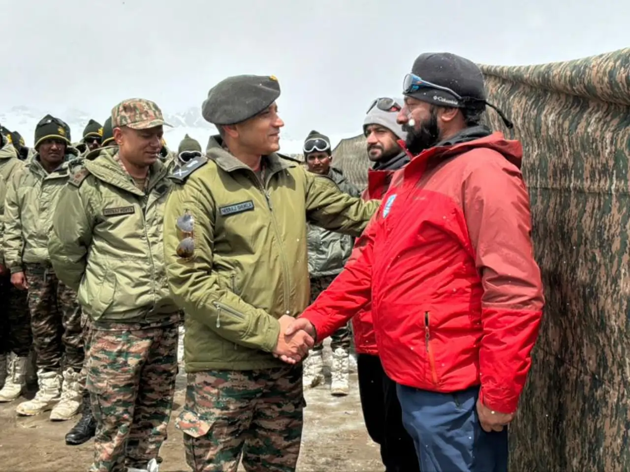 Lt Gen Shukla Shaking Hands