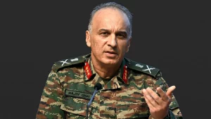 Why Is a Major General Lower Than a Lieutenant General?