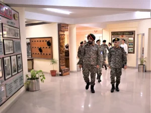 Lt Gen Manjinder Singh Reviewing