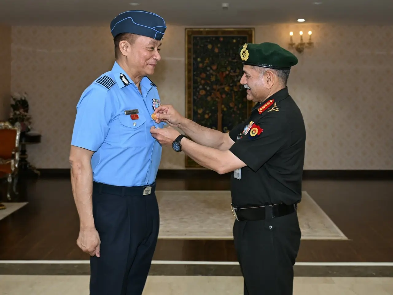 Gen Dwivedi Commending 1