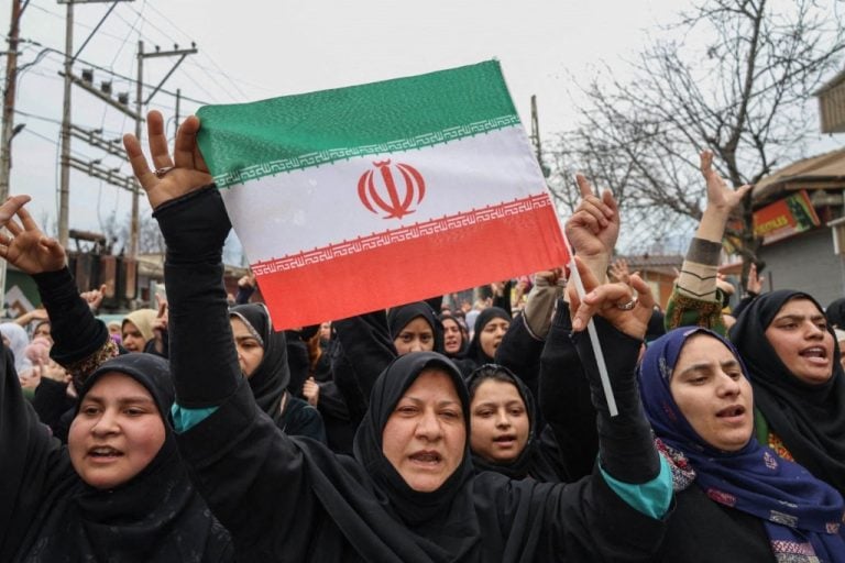 Iran Accuses US of Excessive Demands Amid Ongoing Peace Negotiations