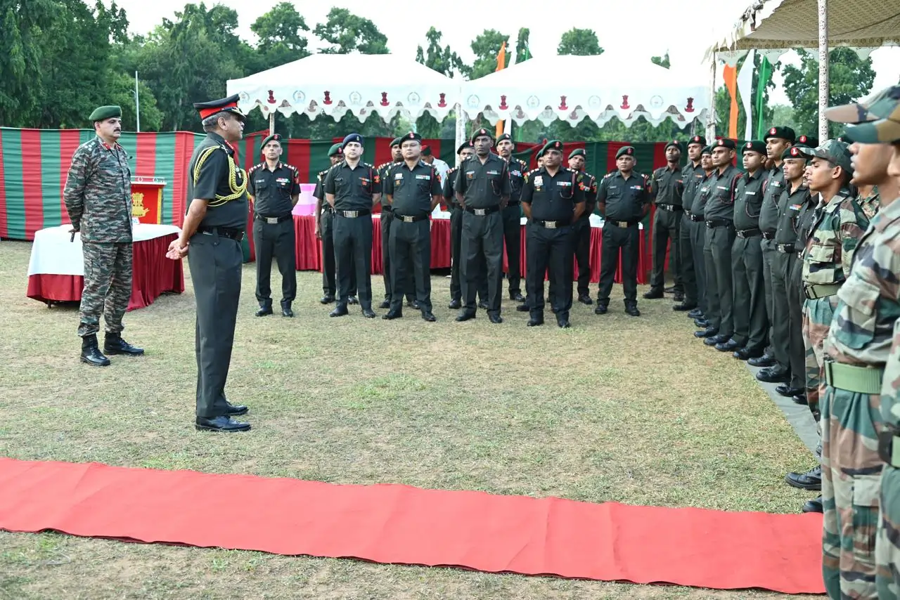 Lt Gen Anindya Sengupta Interacting