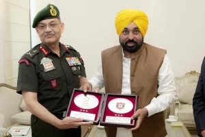 Lt Gen Pushpendra Singh with CM of Punjab