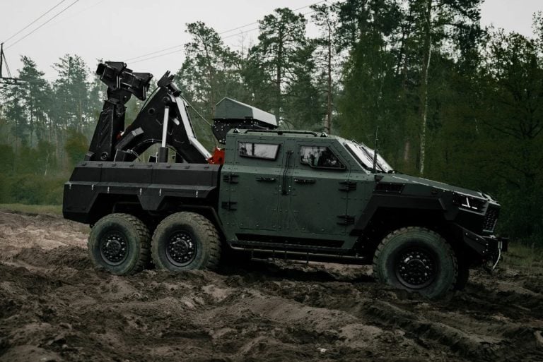 New Recovery Vehicle From Inguar Defence Targets Frontline Equipment Rescue