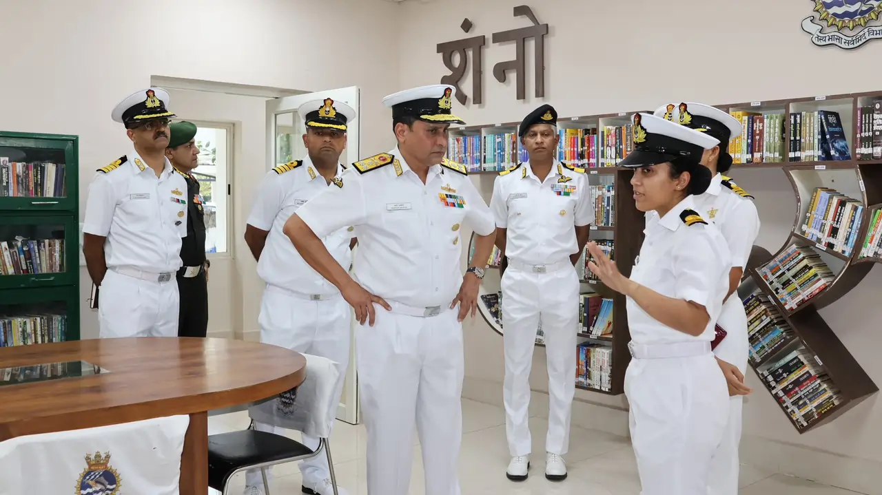 Vice Admiral Sameer Saxena Interacting