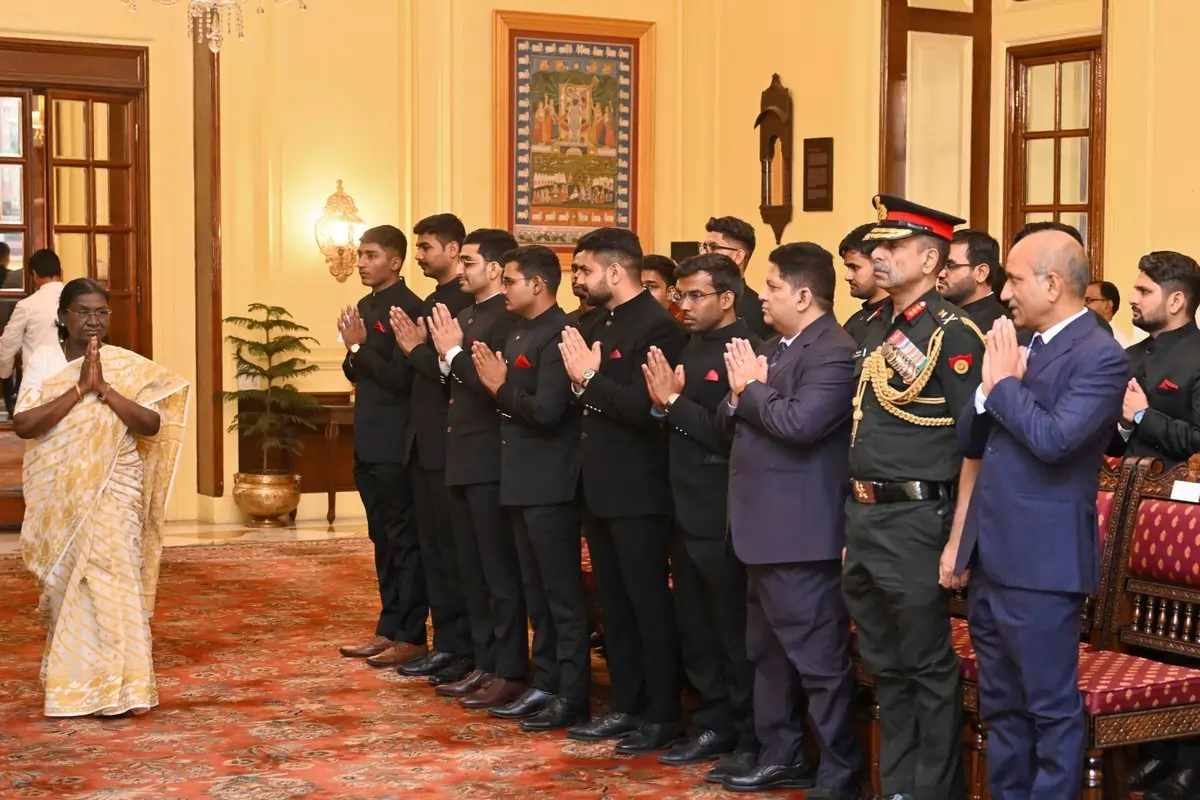 Officer Trainees of Military Engineer Services and President