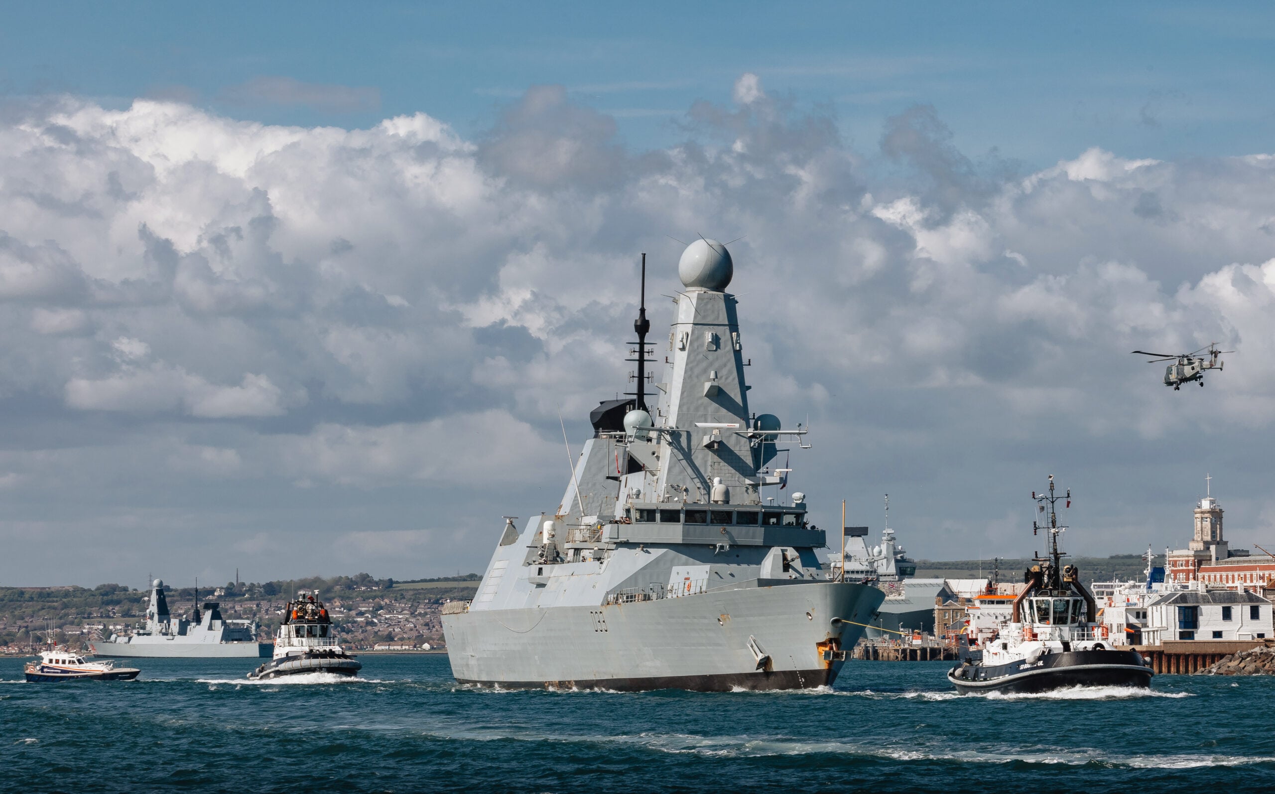 UK to Replace Type 45 Destroyers with New Common Combat Vessels by Early 2030s