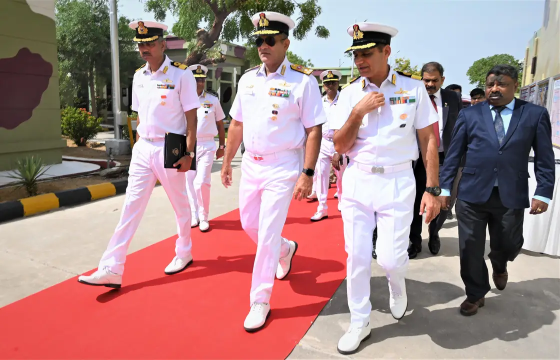 Vice Admiral Sanjay Bhalla Calls on Army Chief General Dhiraj Seth to Strengthen Joint Operational Preparedness