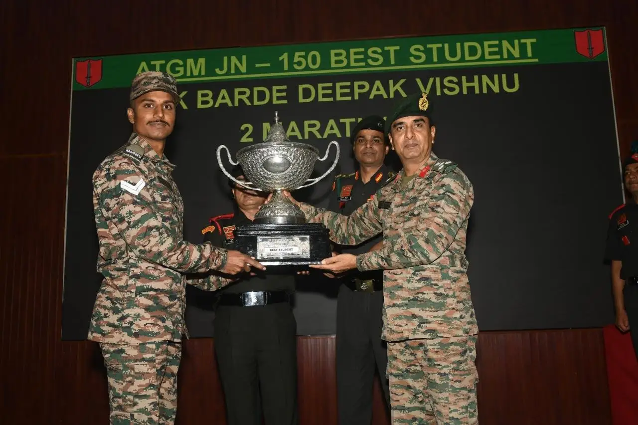 Nk Barde Deepak Vishnu Getting Trophy
